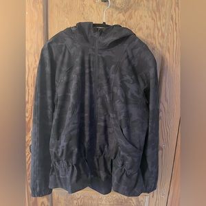 Lululemon pack it up jacket -camo print